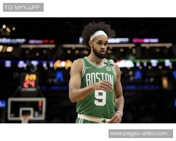 德里克怀特状态起伏16投6中三分球表现不佳但仍贡献16分5助攻2盖帽