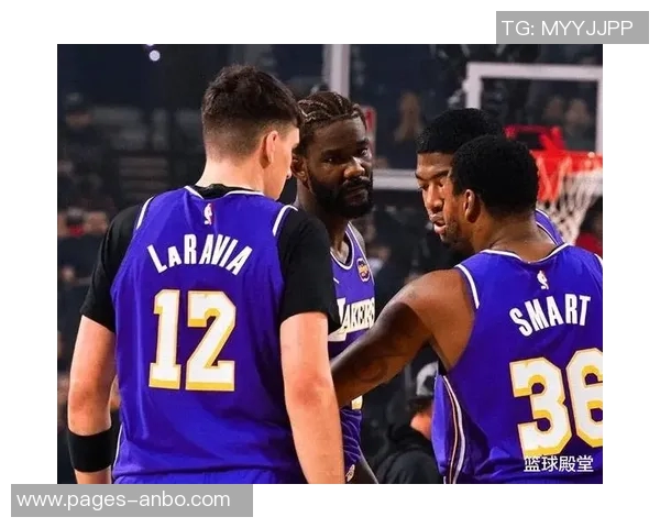 东里三分失准却逆转胜利夯夯维亚表现惊艳湖人三笔引援成就巨大成功